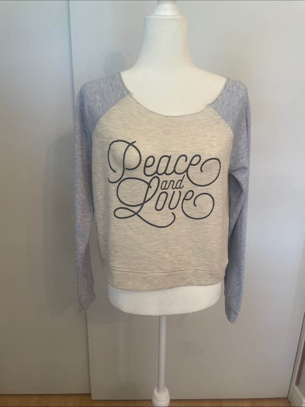 Peace and Love Scoop Neck Raglan Sweatshirt - Cream and Light Gray